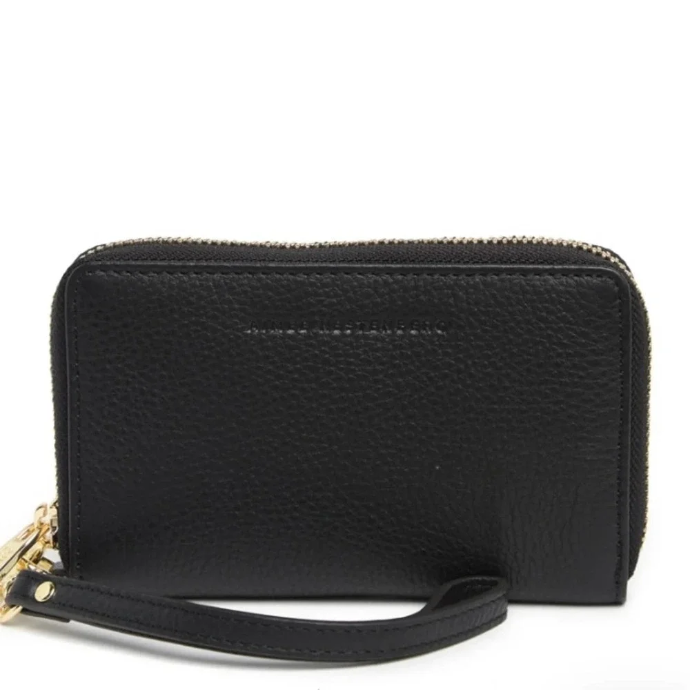 Aimee Kestenberg Dixon Wristlet Wallet‎ Black Leather Gold Hardware Zip Around